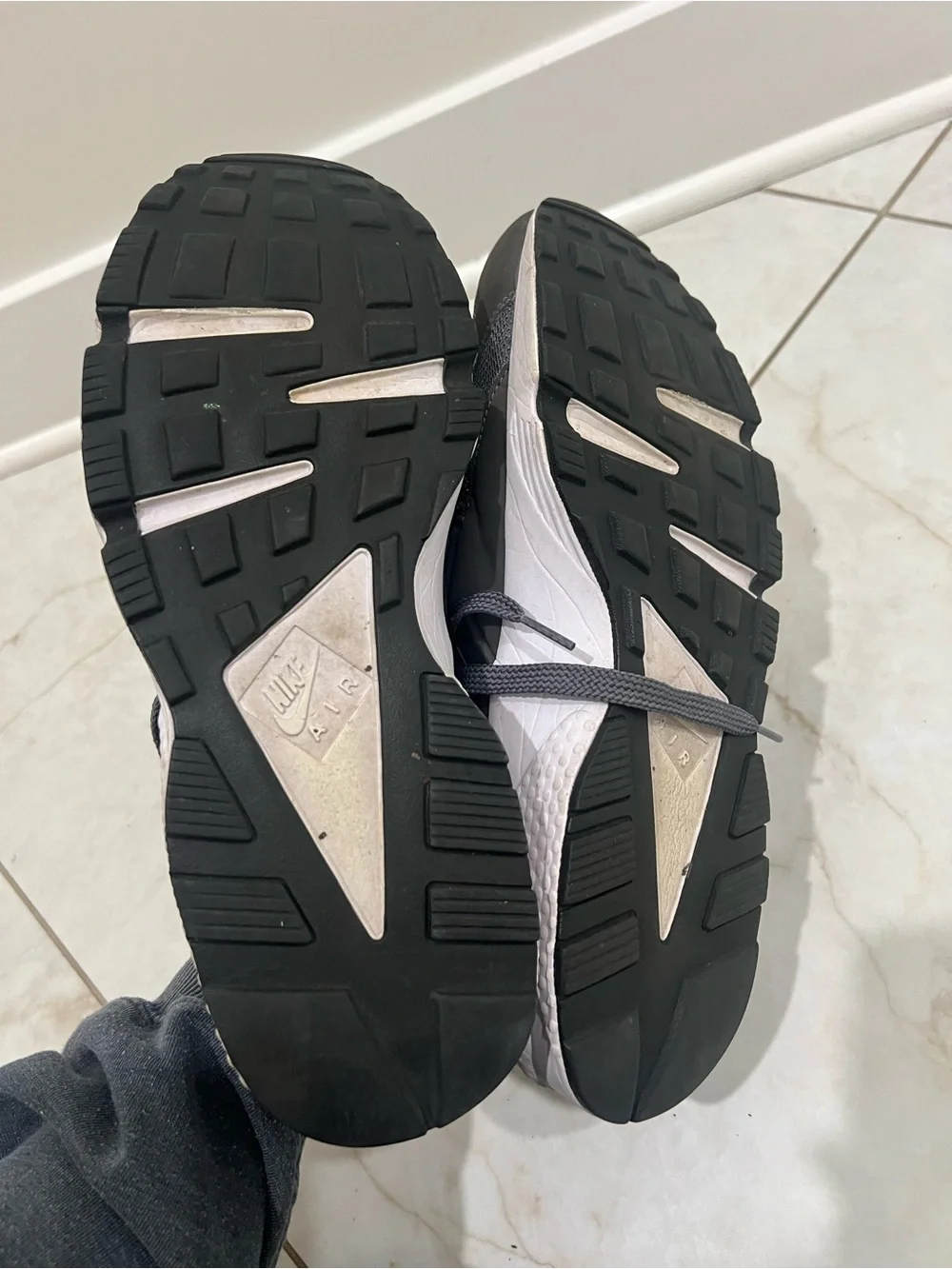 Nike Air Huarache 'Dark Grey' Sneakers Size 11.5 US